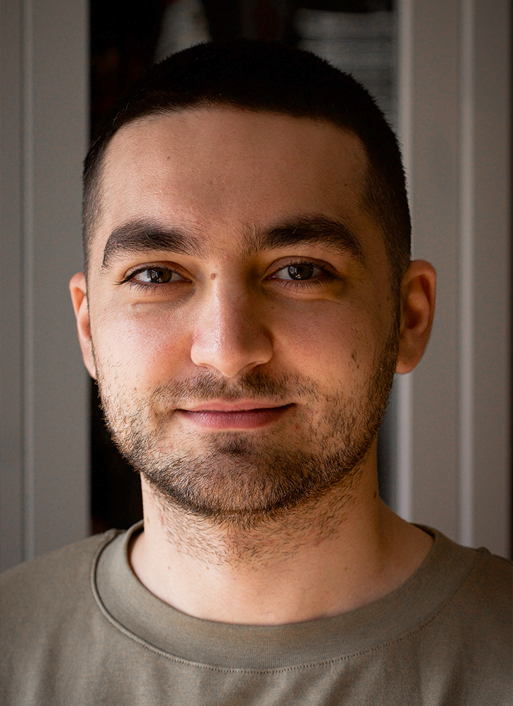 Sergiu Galan, co-fondator si fotograf PREYE iris photo studio Bucuresti